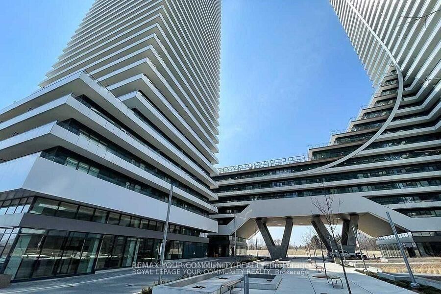 Property Photo:  20 Shore Breeze Drive 3304  ON M8V 0C7 