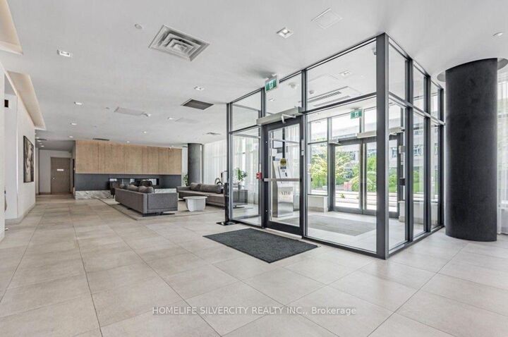 Property Photo:  180 Fairview Mall Drive 2006  ON M2J 0G4 
