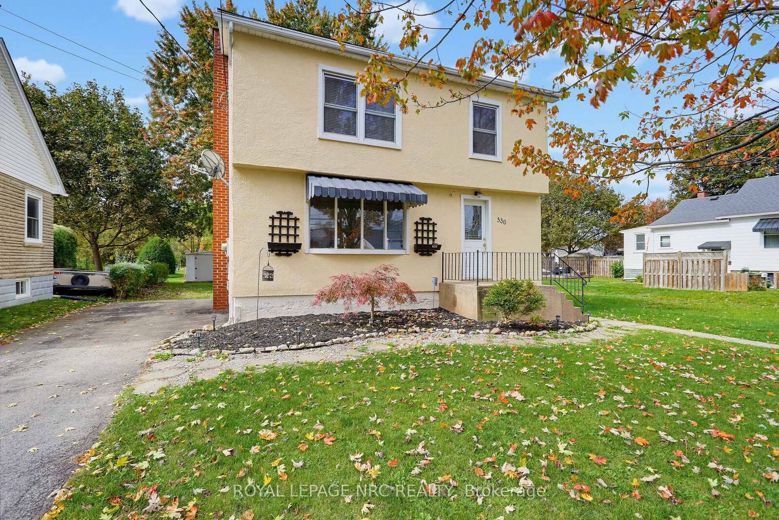 Property Photo:  536 Fielden Avenue  ON L3K 4V1 