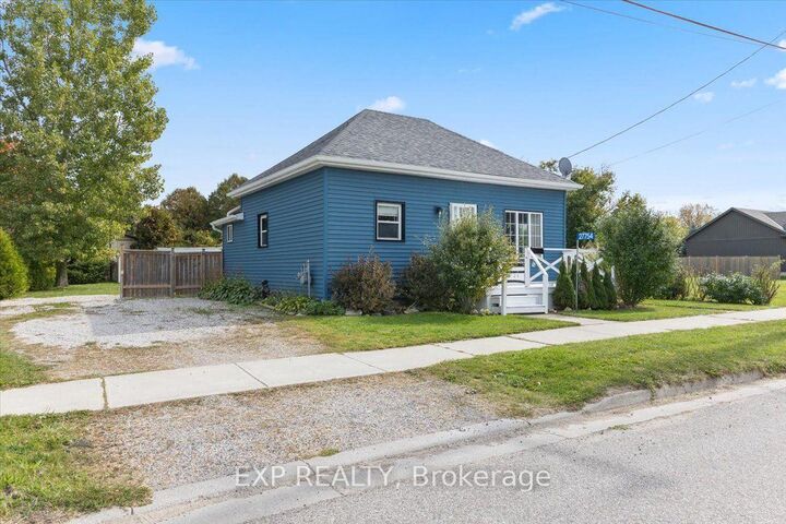 Property Photo: 27754 Kerwood Road ON N0M 2B0