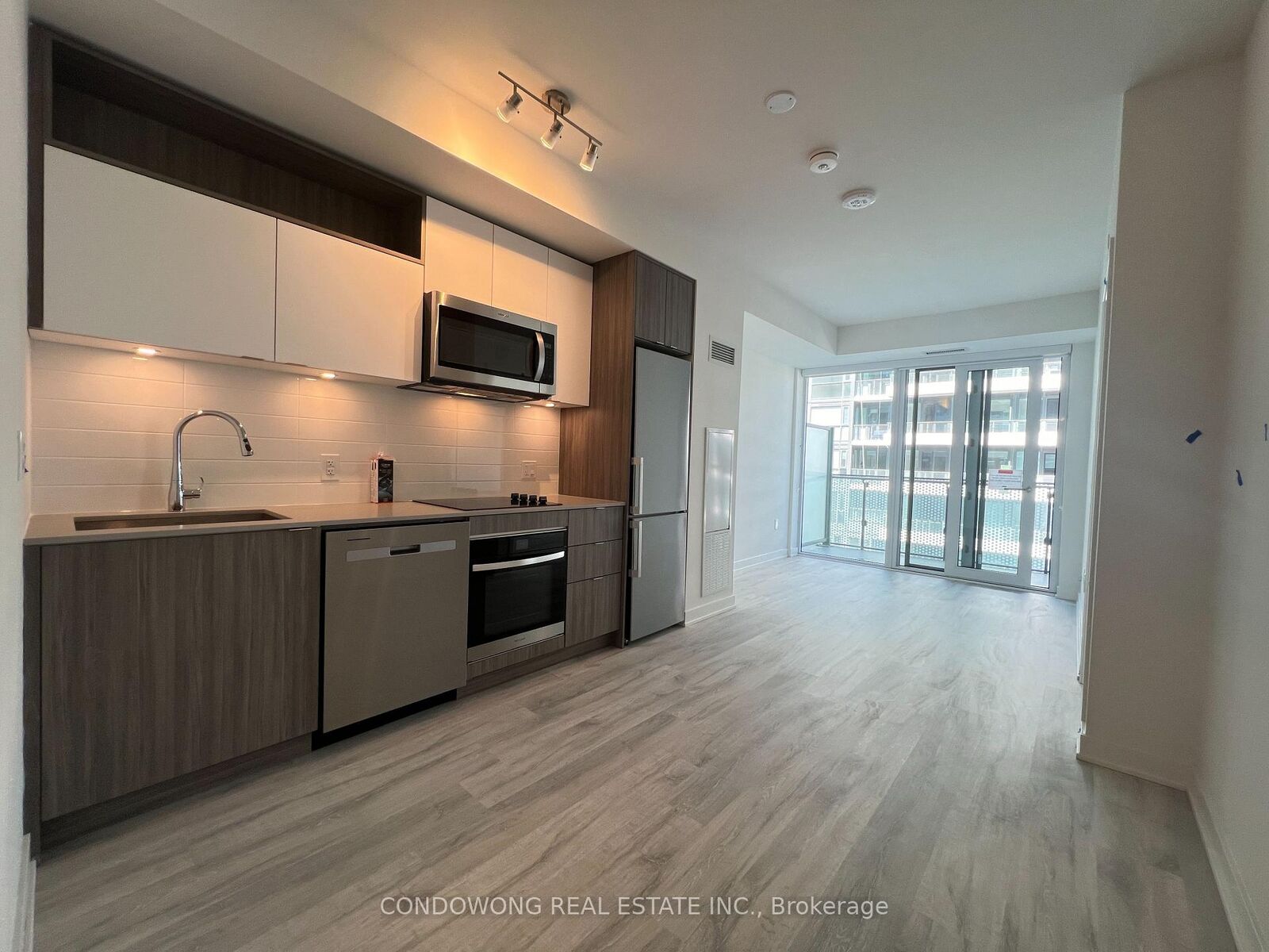 Property Photo:  135 Lower Sherbourne Street 2522  ON M5A 1Y4 