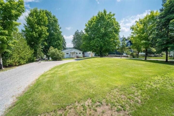 Property Photo:  2365 Selwyn Bay Lane  ON K0L 2H0 