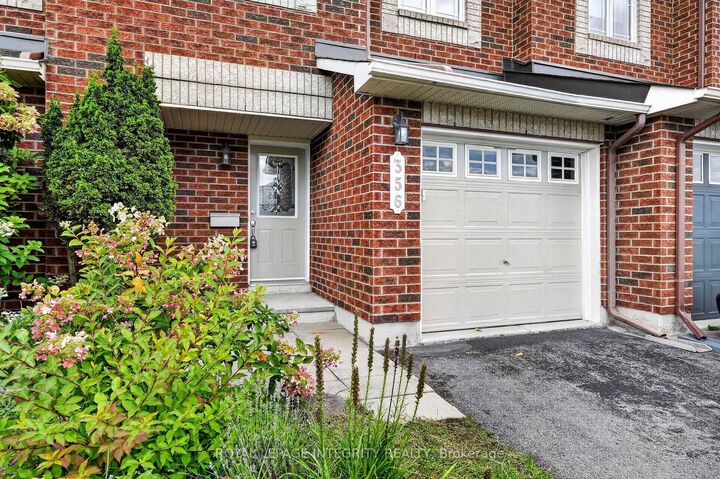 Property Photo:  356 Harvest Valley Avenue  ON K4A 0J7 