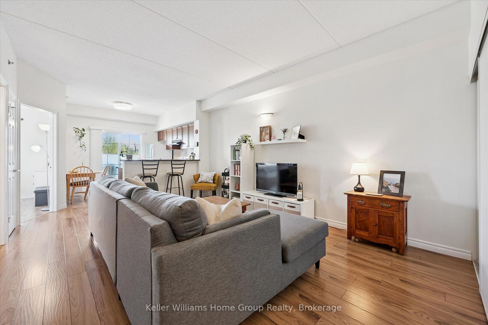 Property Photo: 308 Watson Parkway N 114 ON N1E 0G7
