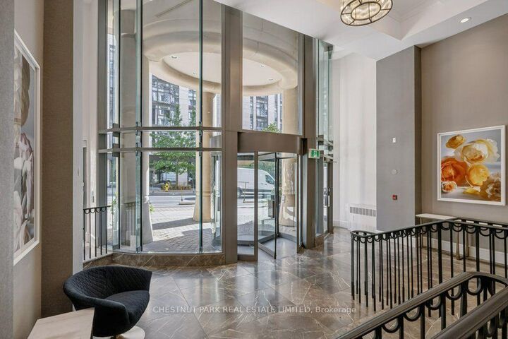 Property Photo:  1 Balmoral Avenue 512  ON M4V 3B9 