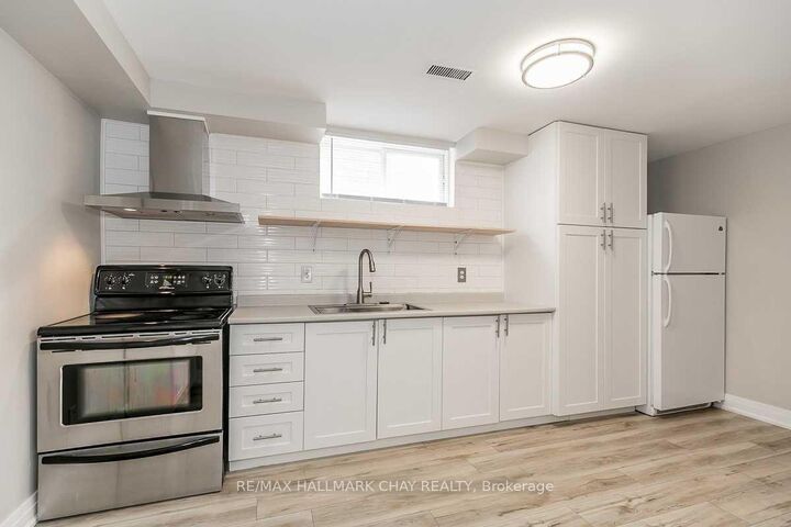 Photo de la propriété:  3 Buchanan Street #Lower  ON L4M 6B7 