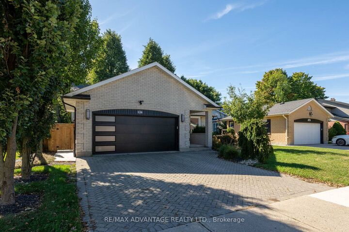Property Photo:  126 Mountainview Crescent  ON N6J 4N1 