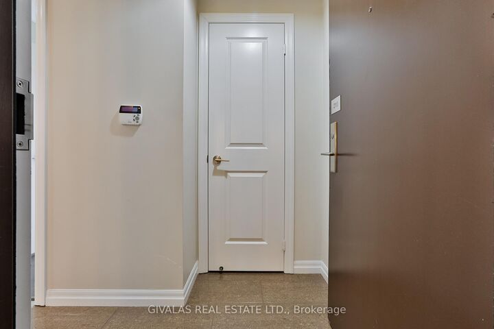 Property Photo:  30 Herons Hill Way 2110  ON M2J 0A7 