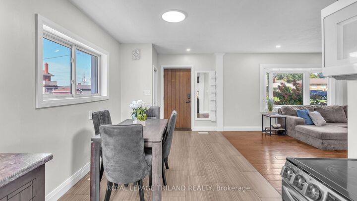 Property Photo:  205 Erie Street  ON N5R 2N7 