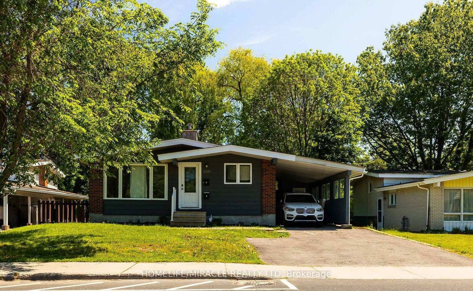 Property Photo:  2329 Ryder Street  ON K1H 6X4 