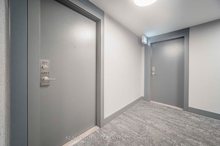 Property Photo:  3260 Sheppard Avenue E 2203  ON M1T 3K3 