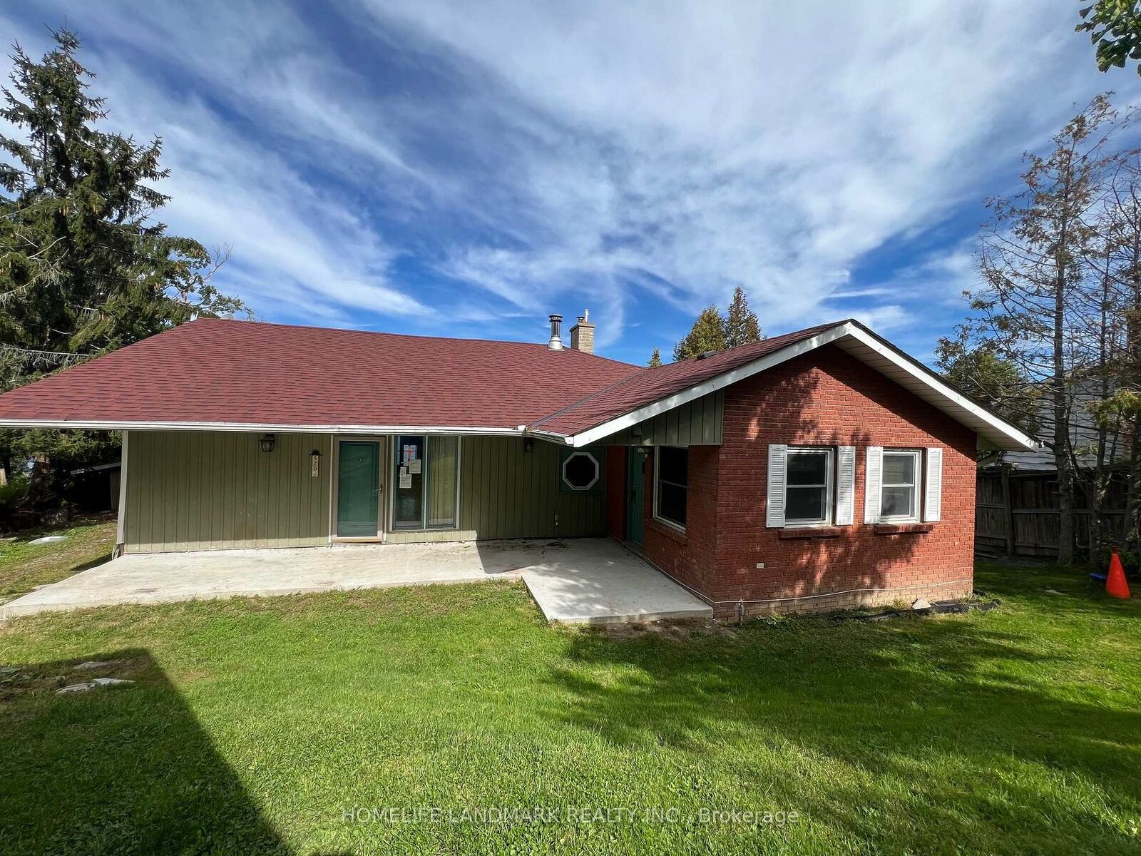 Property Photo:  520 Fralicks Beach Road  ON L9L 1B6 