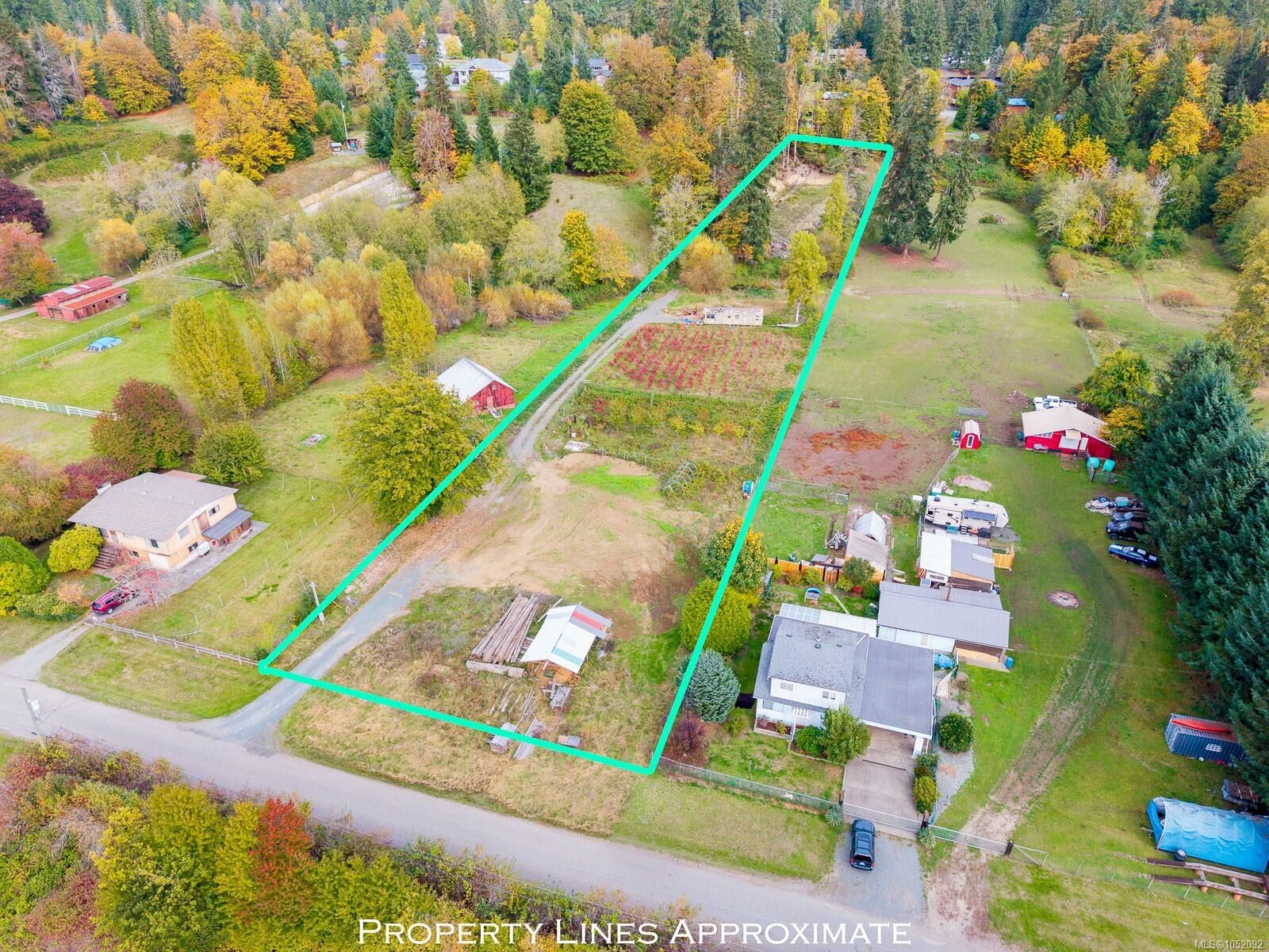 Property Photo:  6211 Ferguson Rd  BC V9Y 8L4 