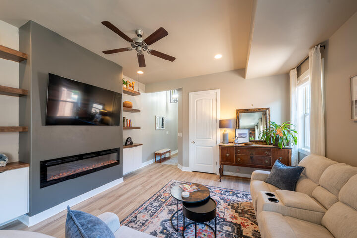 Property Photo:  741 W 400 N  UT 84737 