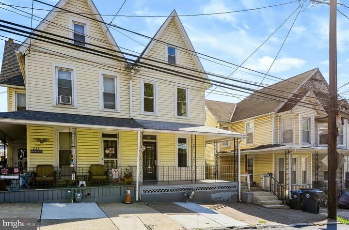 Property Photo: 236 Pine Street PA 17113