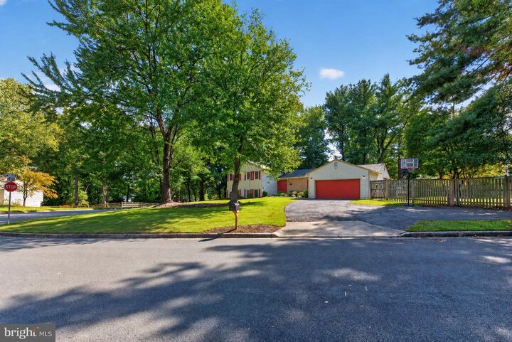 Property Photo:  1521 Gingerwood Court  VA 22182 