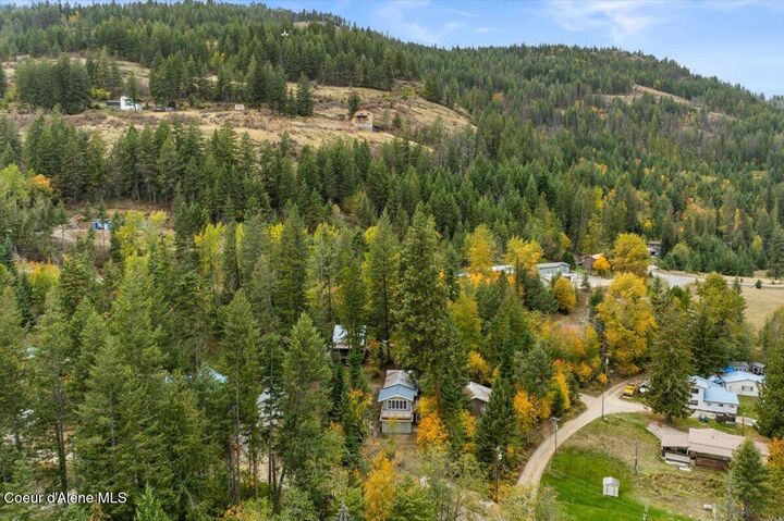 Property Photo: 304 W Garfield Bay Rd ID 83860