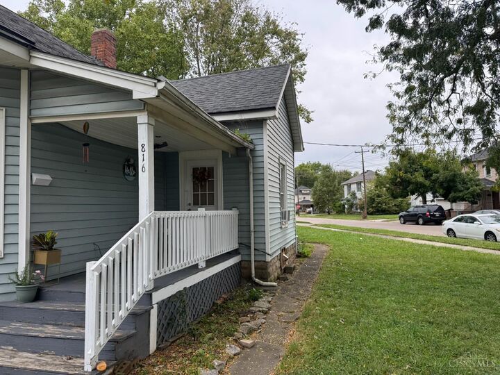 Property Photo: 816 Elwood Street OH 45042