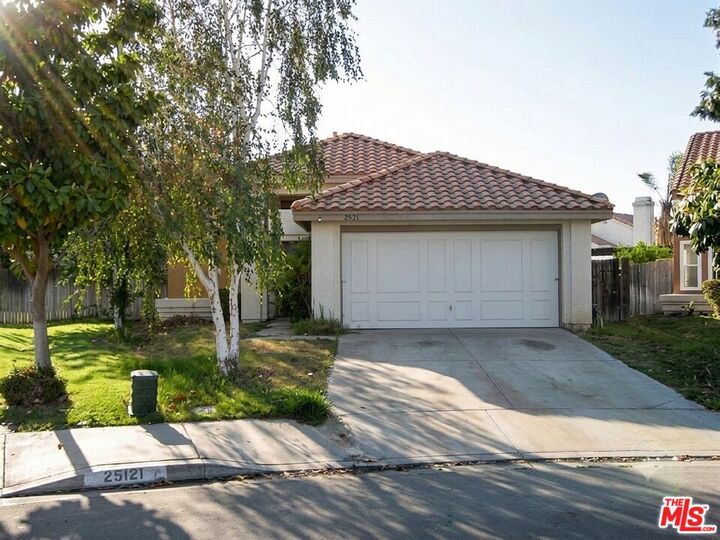 Property Photo: 25130 Graylag Cir CA 92551