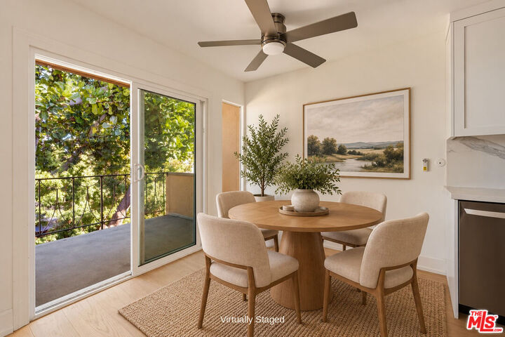 Property Photo:  970 Palm Ave, Unit 211  CA 90069 