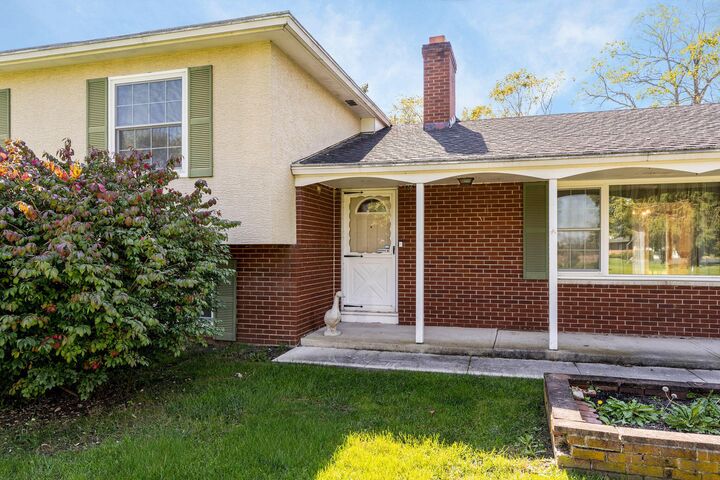 Property Photo:  362 Haymarket Street  OH 43162 