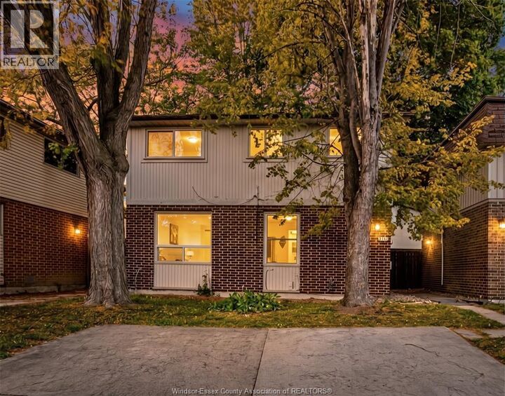 Property Photo:  9370 Aire Court  ON N8S 4E6 