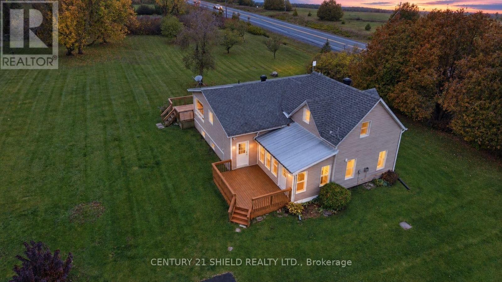 Property Photo:  19634 Marcoux Road  ON K0C 1A0 