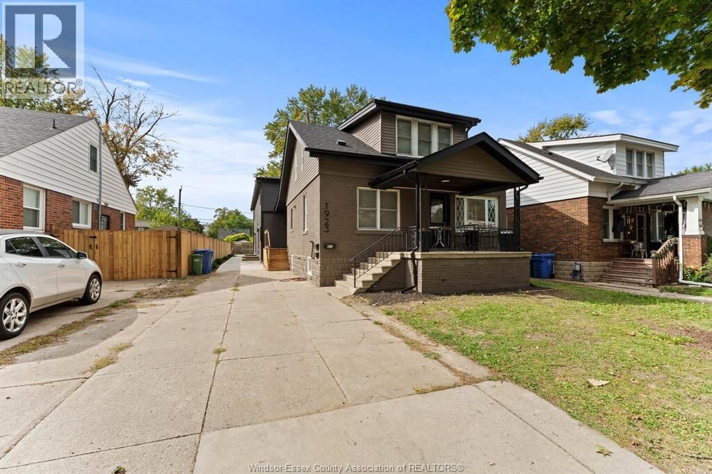 Property Photo:  1923 George Avenue 2  ON N8W 4M2 