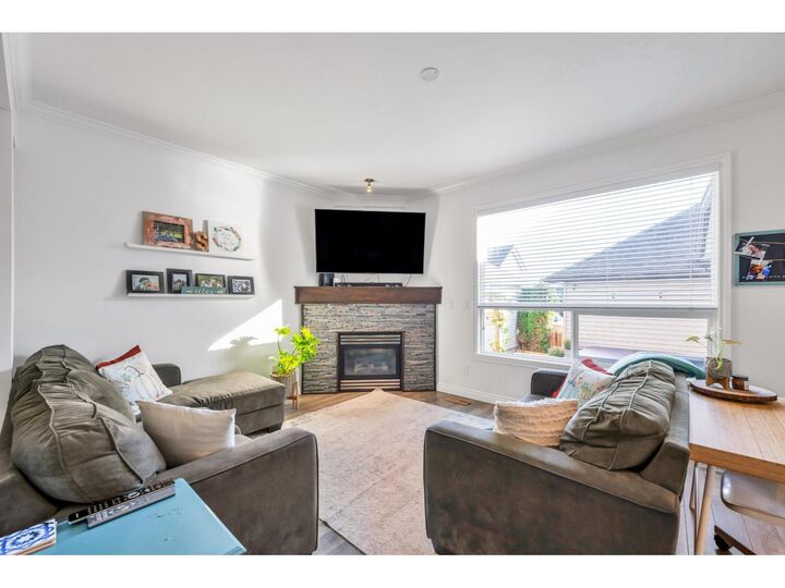 Property Photo: 16458 60 Avenue BC V3S 1S6