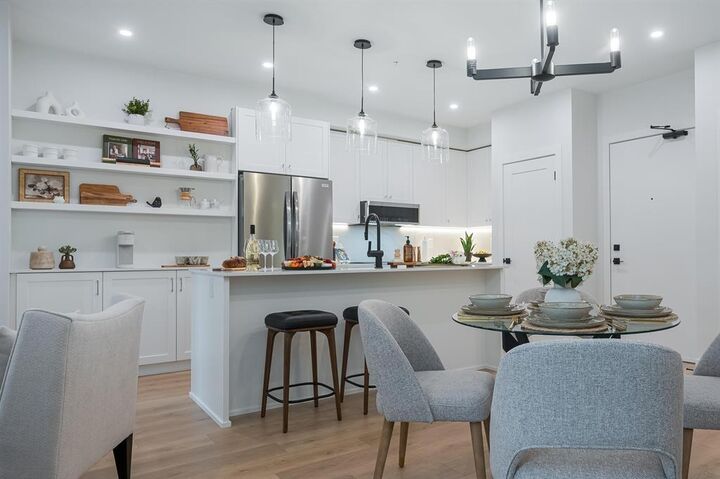 Property Photo: 46185 Thomas Road 308 BC V2R 6N8