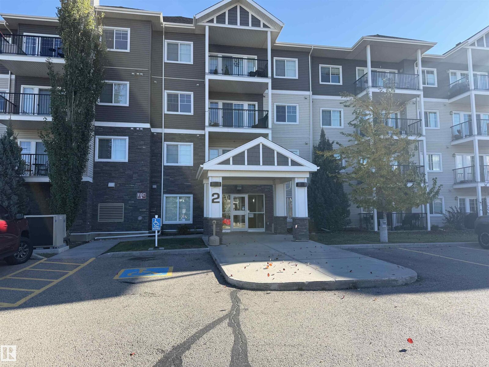 Property Photo:  2 Augustine Crescent 1105  AB T8H 0X8 
