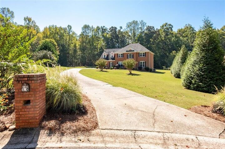 Property Photo: 130 Trolling Way GA 30215