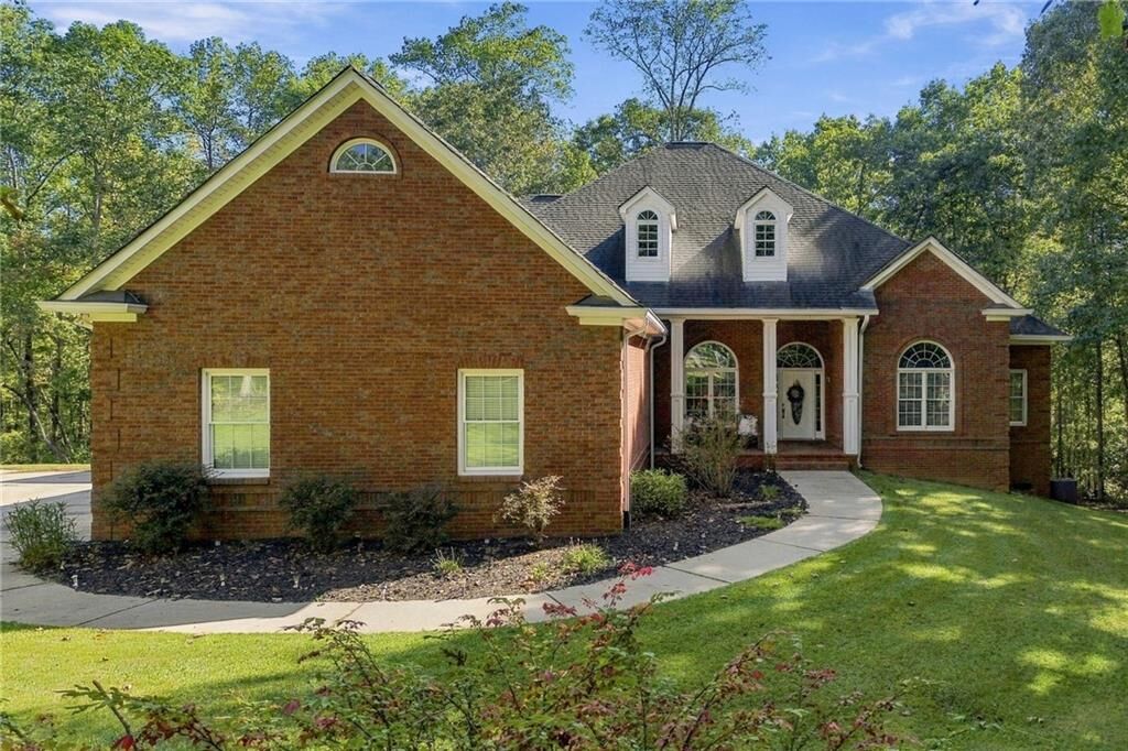 Property Photo:  106 Shalea Lane  GA 30107 