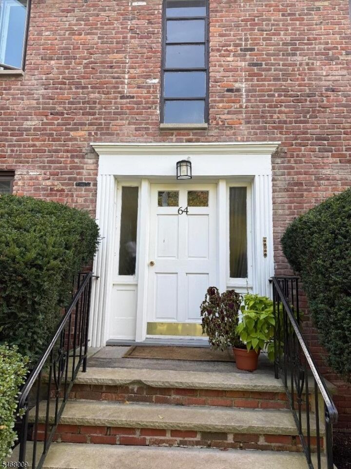 Property Photo: 64 Troy Dr B NJ 07081