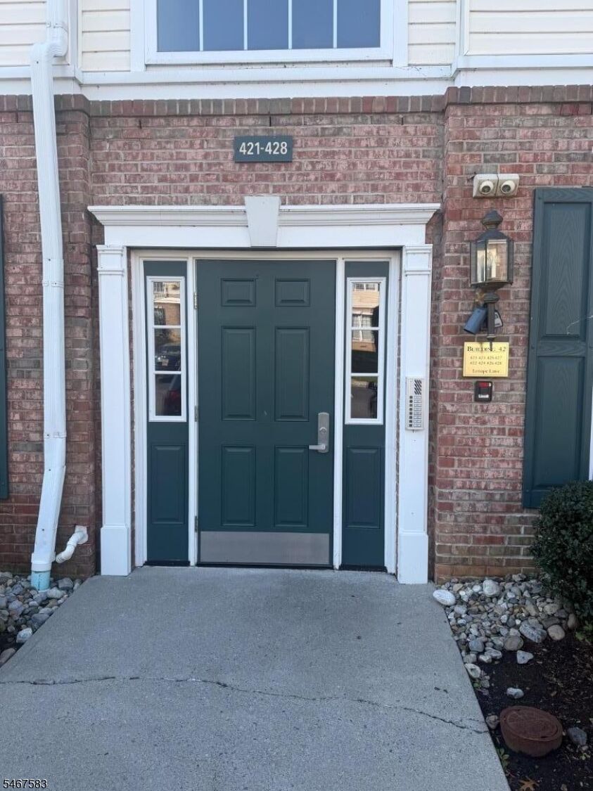 Property Photo:  428 Lenape Ln  NJ 08865 