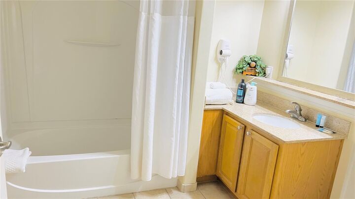 Property Photo: 13427 Blue Heron Beach Drive 706 FL 32821