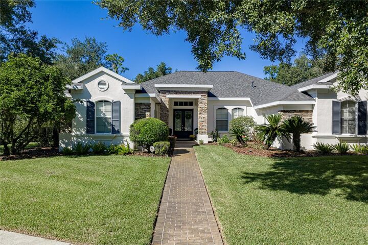 Property Photo: 6010 Kestrel Point Avenue FL 33547