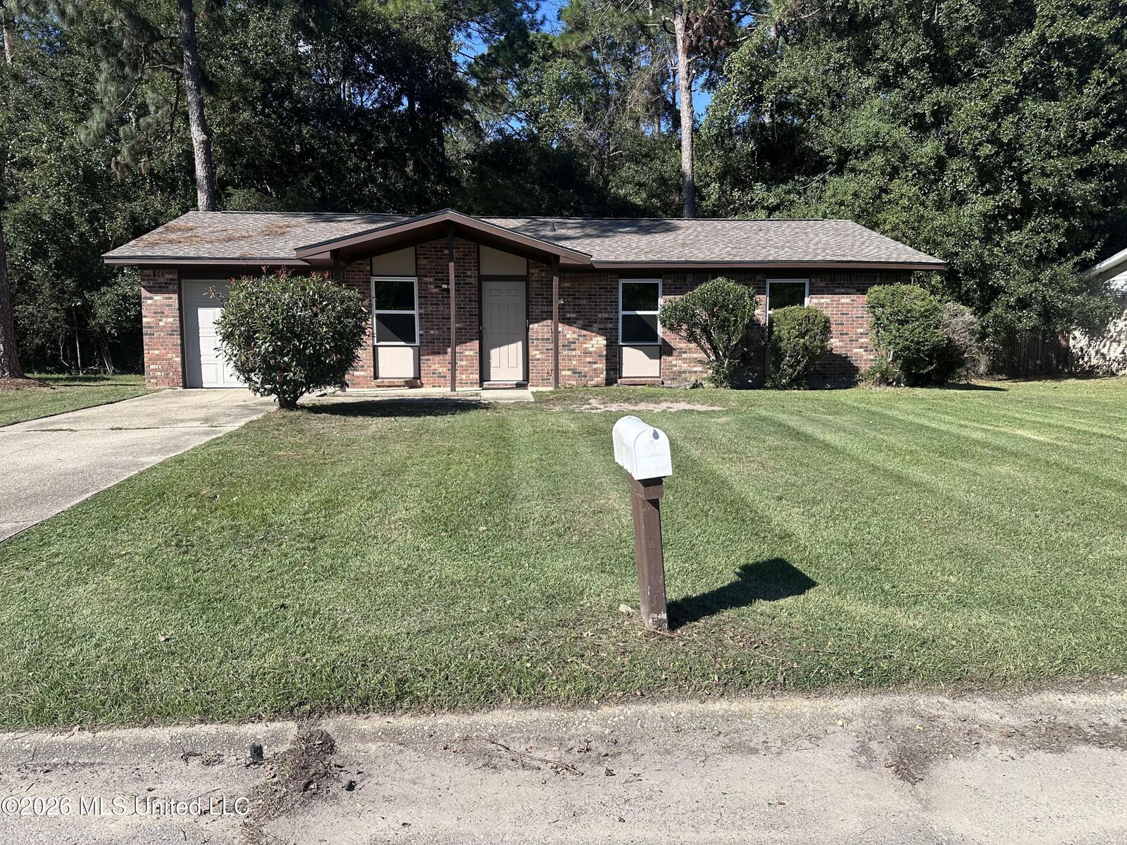Property Photo:  1808 Timber Lane  MS 39553 