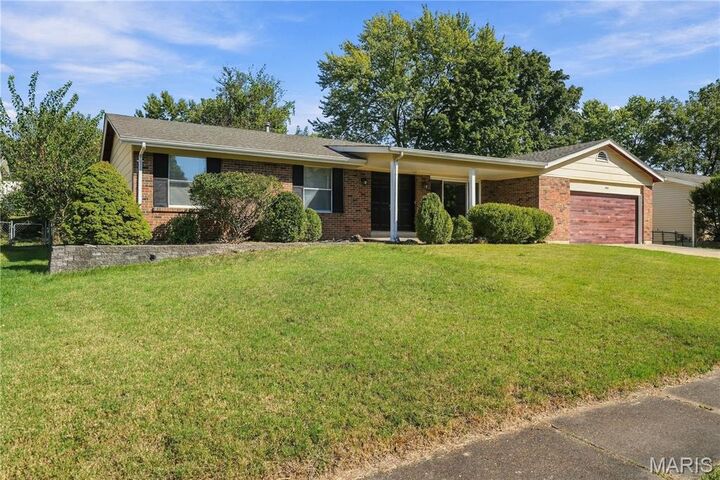 Property Photo: 2908 Westminister Drive MO 63301
