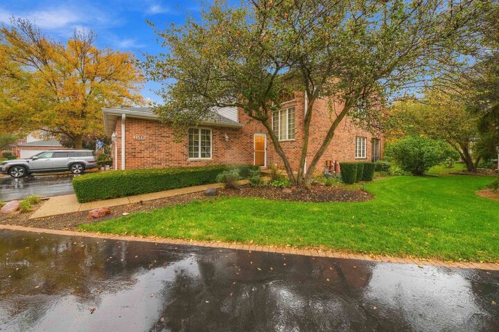 Property Photo:  11510 Algonquin Road F  IL 60142 