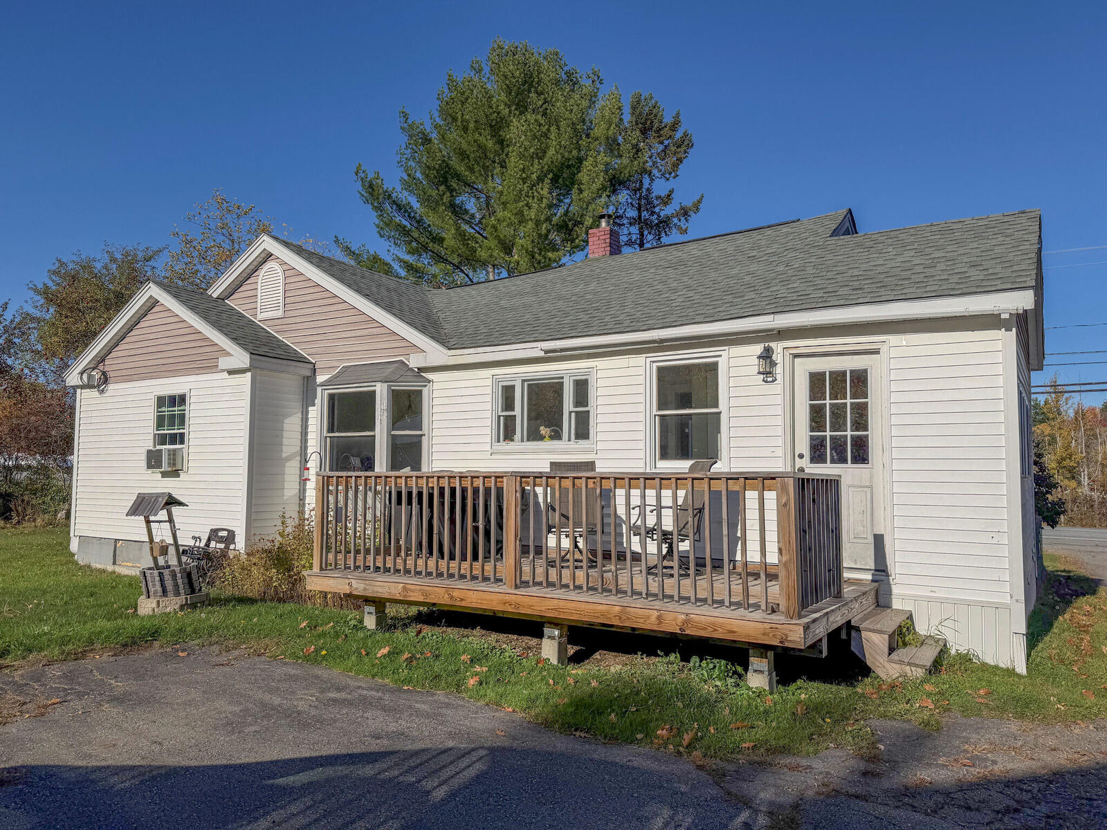 Property Photo: 2966 Broadway ME 04401