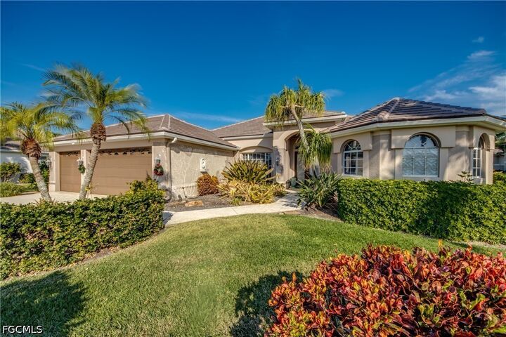 Property Photo:  5605 Merlyn Lane  FL 33914 