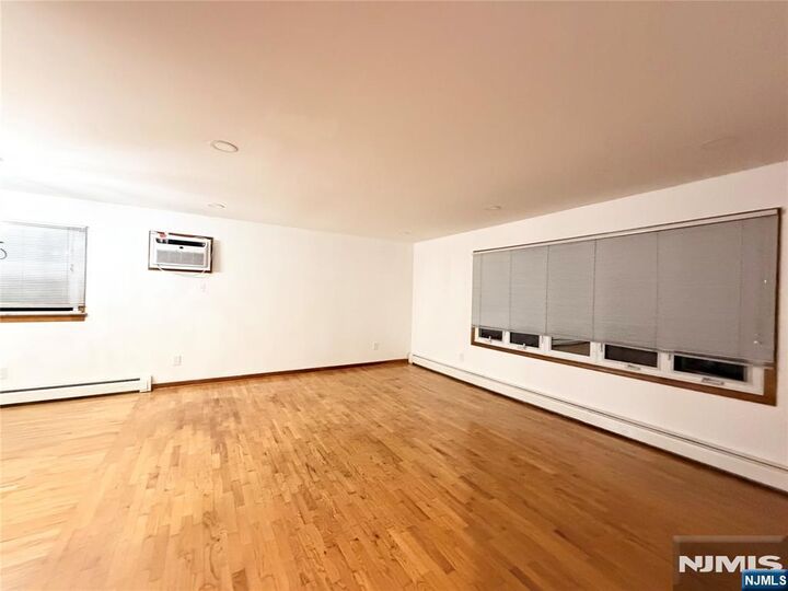 Property Photo:  504 Davis Avenue 2  NJ 07032 