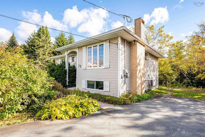 Property Photo:  12 Ivylea Crescent  NS B3R 2H2 