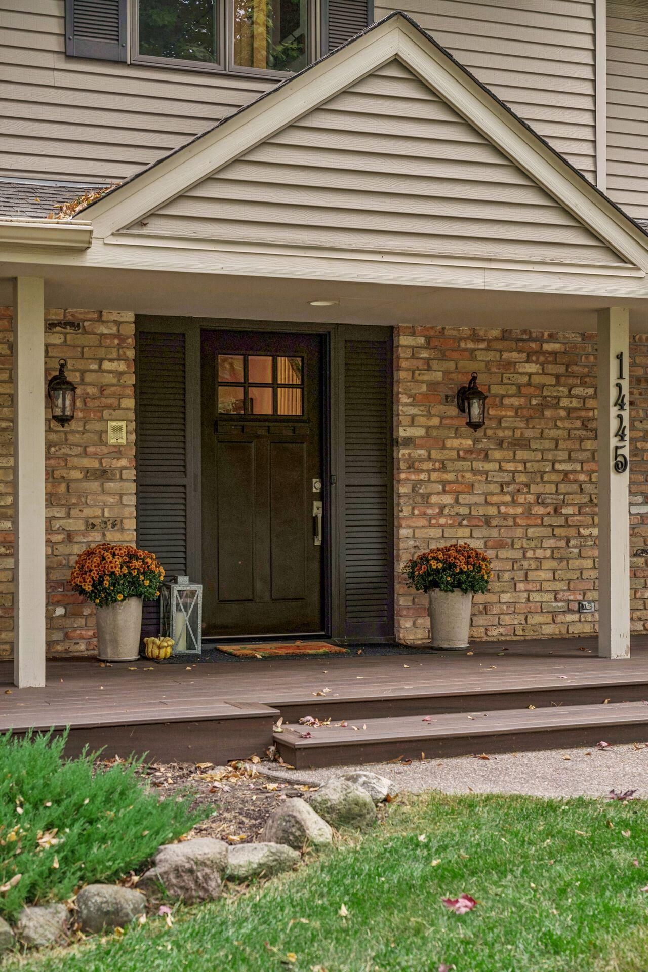 Property Photo:  1445 Ranier Lane N  MN 55447 