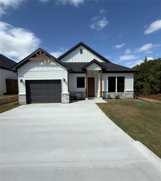 Property Photo: 3410 Brazos River Drive TX 76048