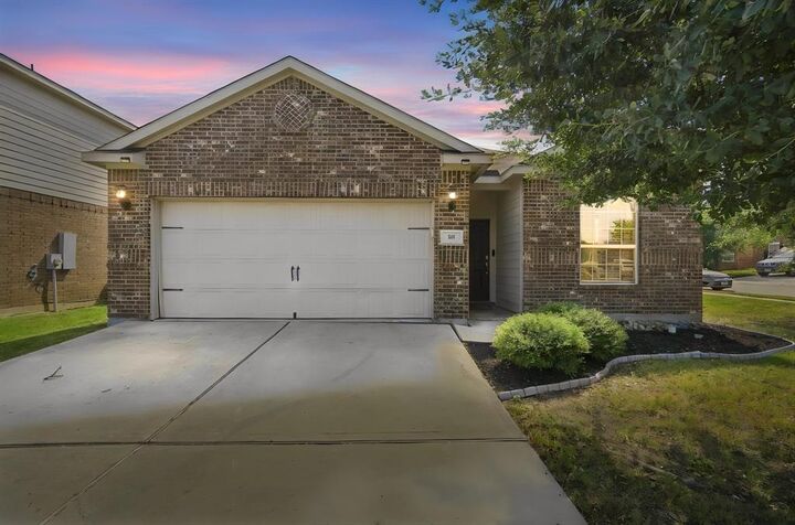 Property Photo:  101 Rebel Ridge  TX 76084 