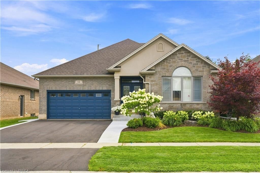 Property Photo:  12 Laurie Ann Lane  ON N3L 4H4 