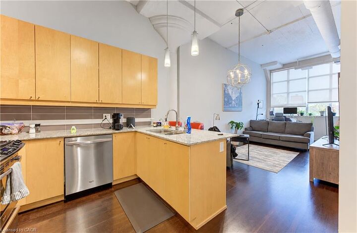 Property Photo:  112 Benton Street 304  ON N2G 3H6 