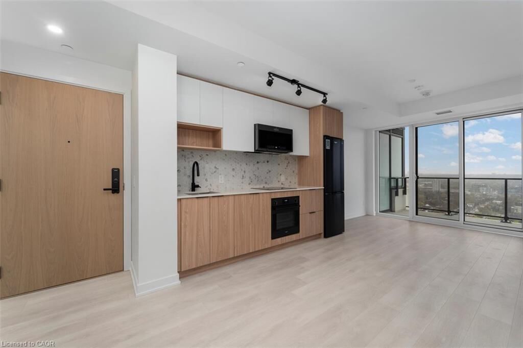 Property Photo:  5 Defries Street 2713  ON M5A 0W7 
